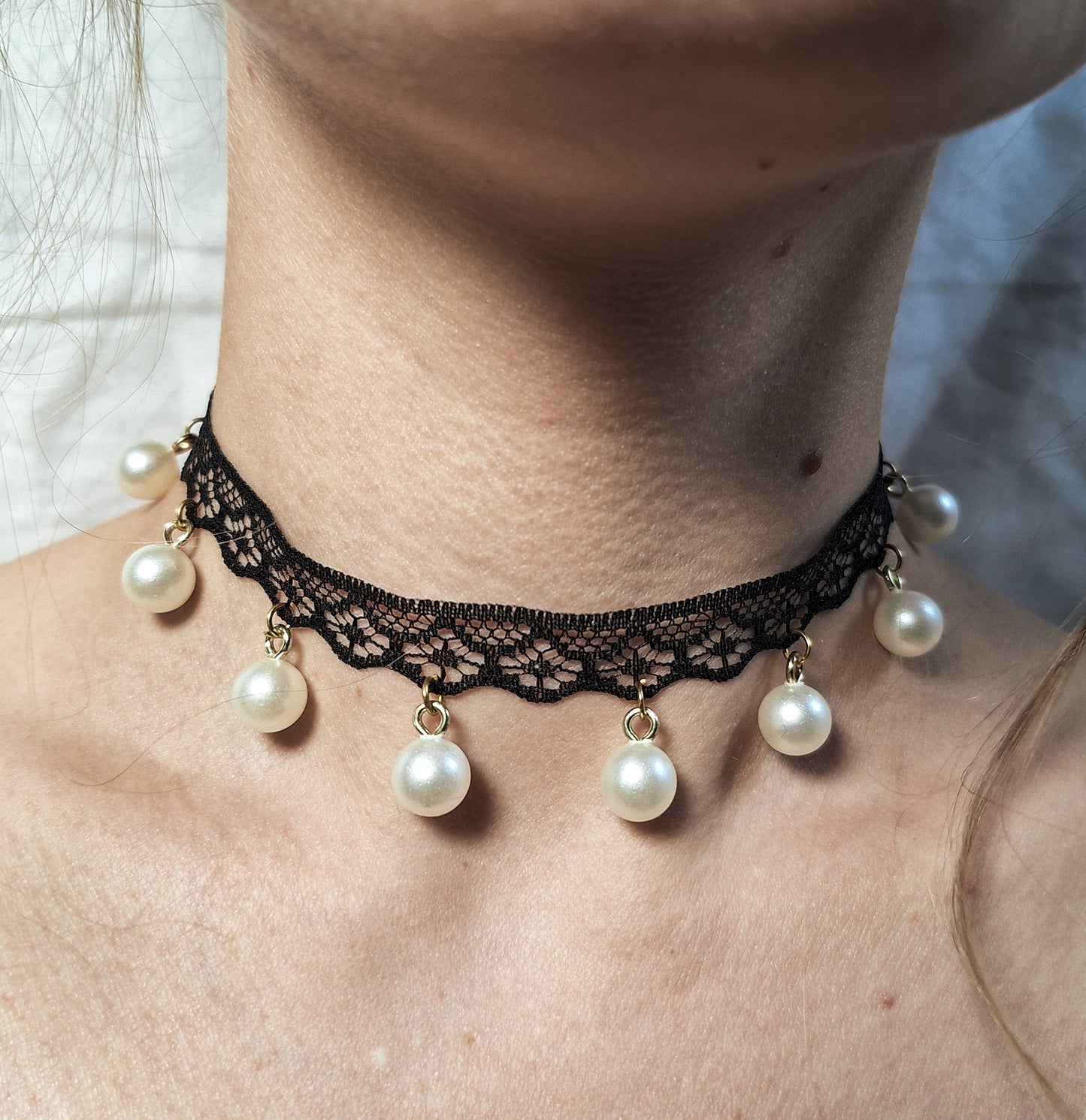 Noir Pearl choker