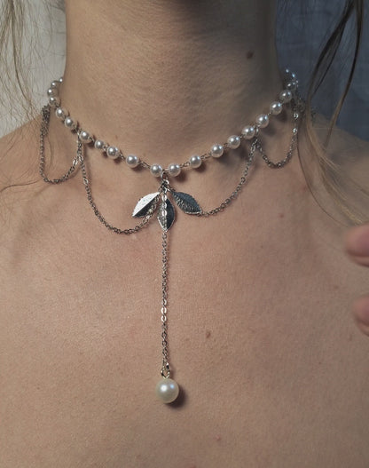 Leaf & Pearl Choker